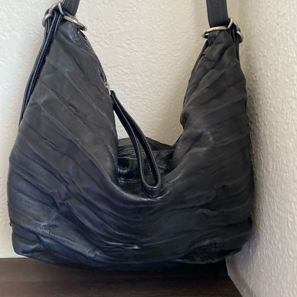 Rough and Tumble small duffle Milano black
